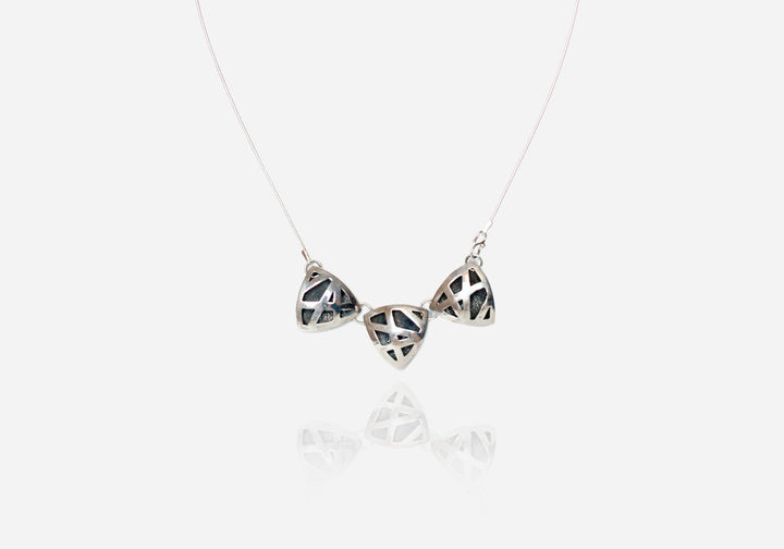 Eyry Trio Collar Necklace