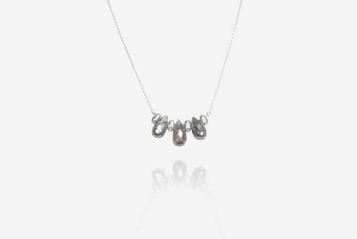 Bijoux Labradorite Pearl Necklace